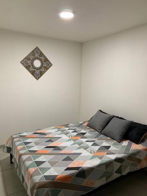 Departamento Hospicio Cabanas. Guadalajara Esterno foto